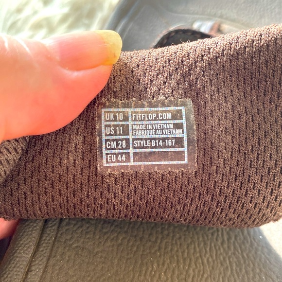 FITFLOP WOMEN’S BROWN WALKSTAR TOE POST FITNESS SANDALS 1 1/2” Velcro Sz… - Picture 9 of 10